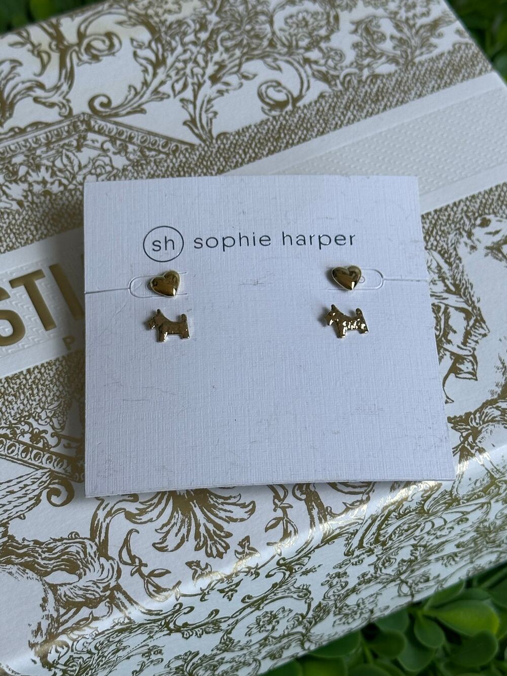 BOGO FREE New stud earrings due hearts dogs